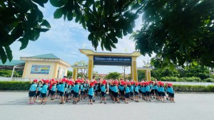 Khối mẫu giáo 5 tuổi tham quan Trường Tiểu học