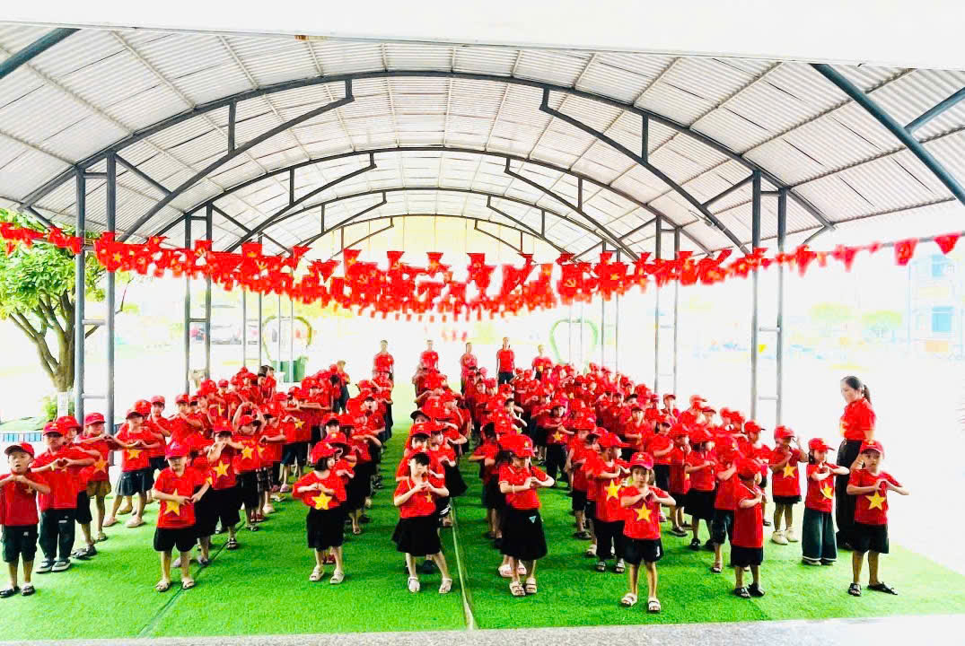 Chuỗi hoạt dộng chào mừng ngày giải phóng Miền Nam thống nhất đất nước của Trường Mầm non Kỳ Ninh